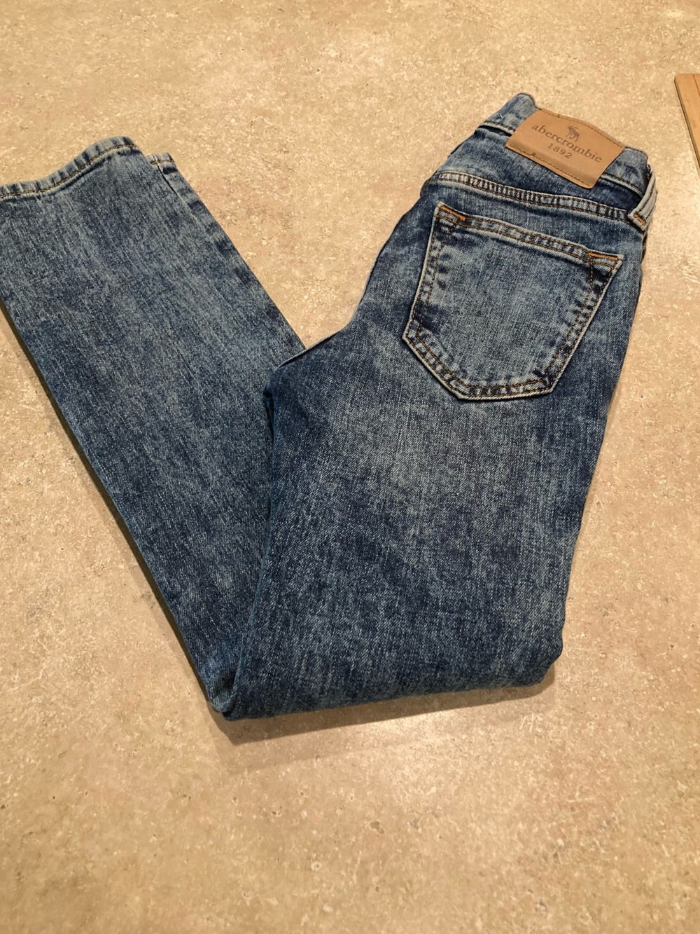 Abercrombie & Fitch Girls Blue Slim Straight Jeans size 9/10